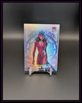 Holografische Trading Card mit Comicfigur Scarlet Witch, Fleer Ultra, auf schwarzem Hintergrund