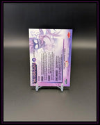 Rückseite einer Trading Card mit lila Comic-Illustration, Marvel-Sammelkarte auf Ständer