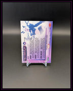 Rückseite einer Marvel Trading Card mit violettem Design, Text und Charakterillustration