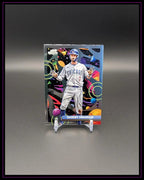 Topps Chrome Baseballkarte mit Chicago-Spieler Dansby Swanson, bunter Hintergrund, Sammlerstück
