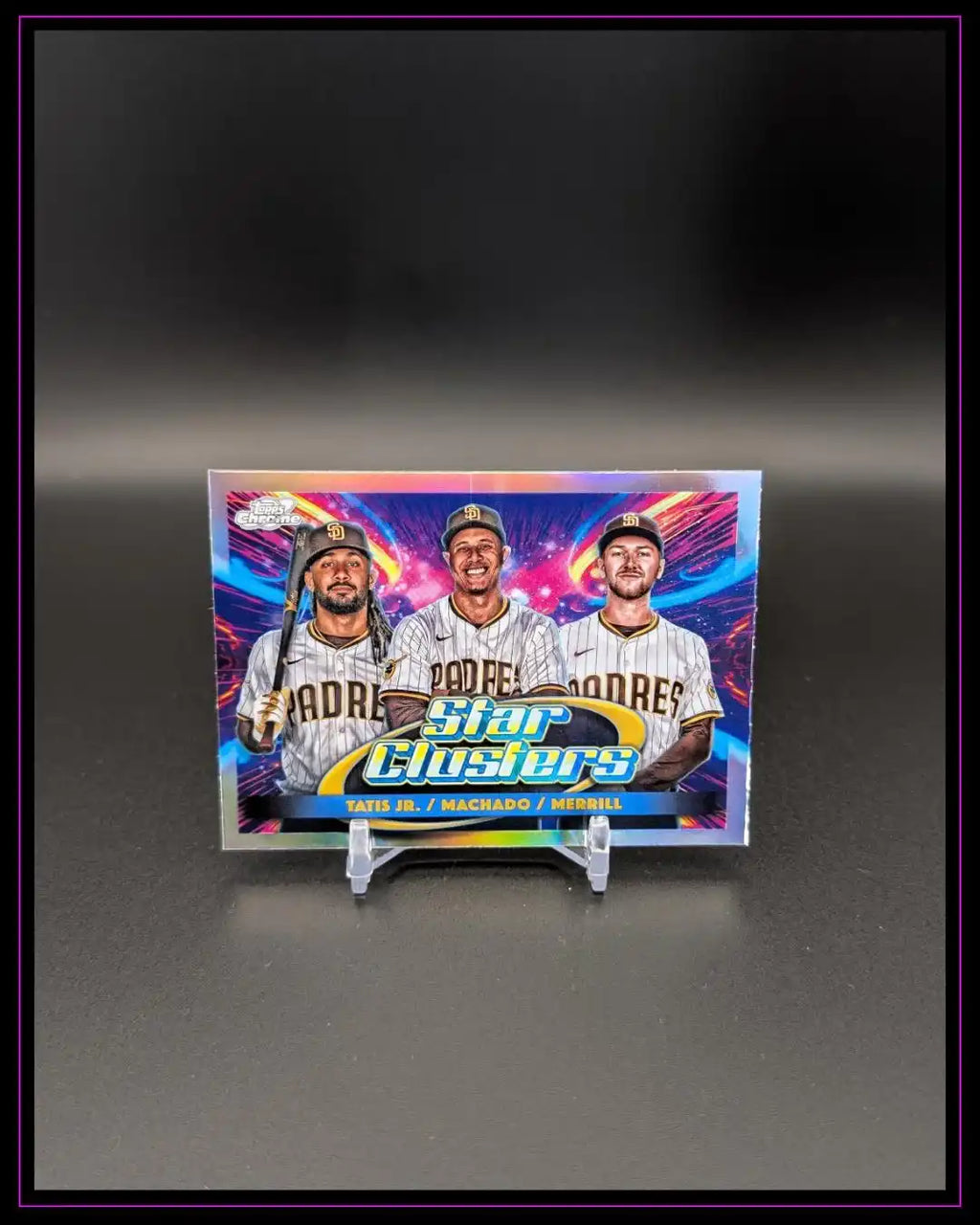 Topps Chrome Baseball Trading Card Star Clusters mit drei Padres-Spielern auf buntem Hintergrund