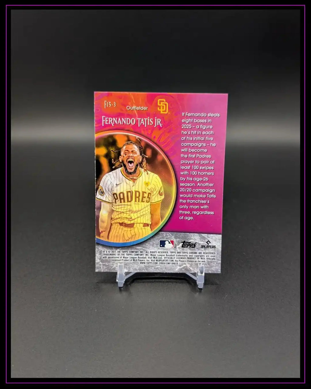 Rückseite einer Baseball Trading Card Fernando Tatis Jr., farbenfrohes Design auf schwarzem Hintergrund