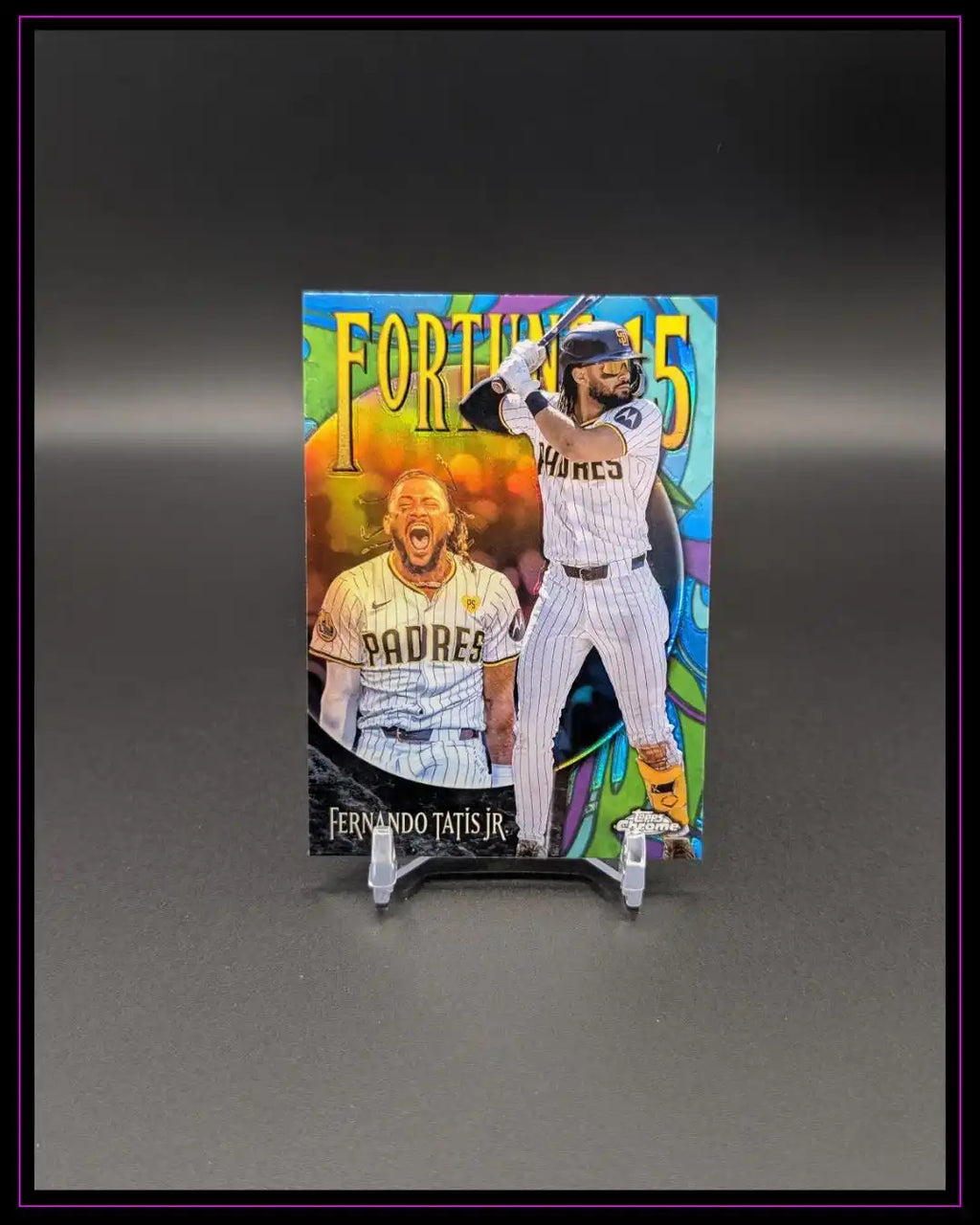 Bunte Trading Card mit Baseballspieler im Padres-Trikot, Text „Fernando Tatis Jr.“ und „Fortune Teller“.