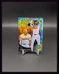 Bunte Trading Card mit Baseballspieler im Padres-Trikot, Text „Fernando Tatis Jr.“ und „Fortune Teller“.