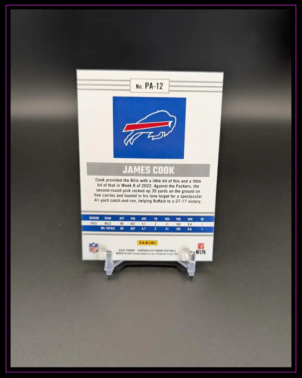 Rückseite einer NFL Trading Card von James Cook, Buffalo Bills, mit Statistiken und Teamlogo.