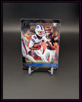 NFL Trading Card James Cook Rookie Buffalo Bills auf Ständer, Football Sammelkarte