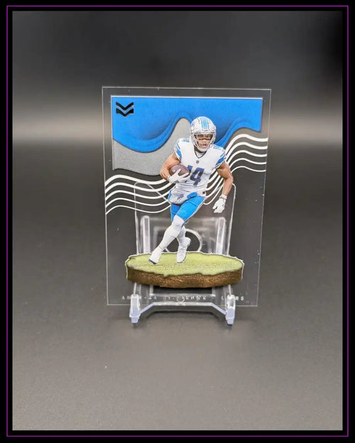 Exklusive Football Trading Card mit Spieler im weißen Detroit Lions Trikot auf transparentem Hintergrund