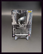Rückseite einer Panini NFL Trading Card von Nakobe Dean, Philadelphia Eagles, auf Ständer