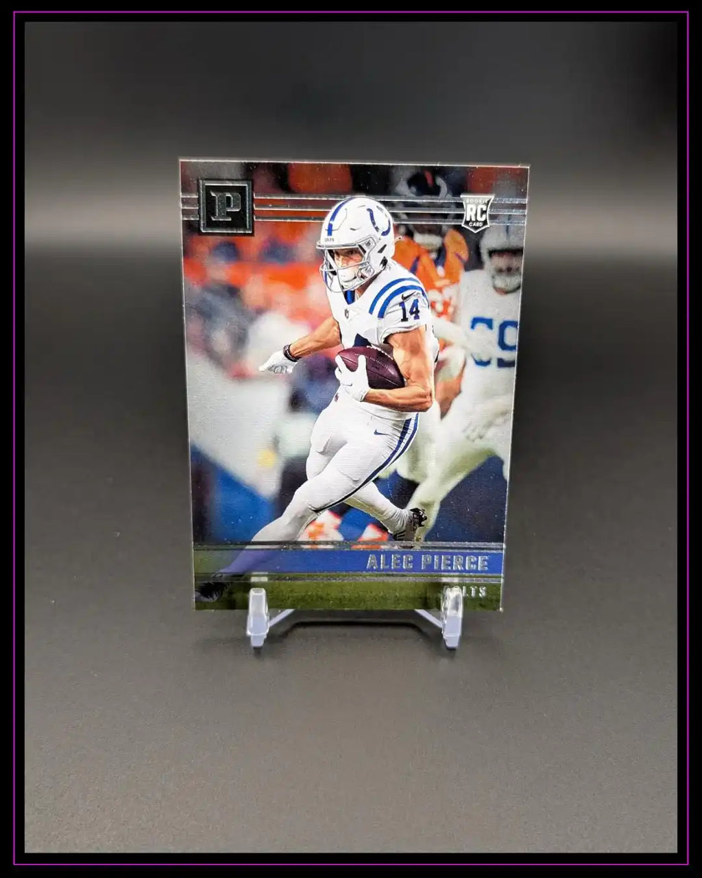 Alec Pierce Football Trading Card auf Ständer, NFL Rookie, Colts, Sammlerstück