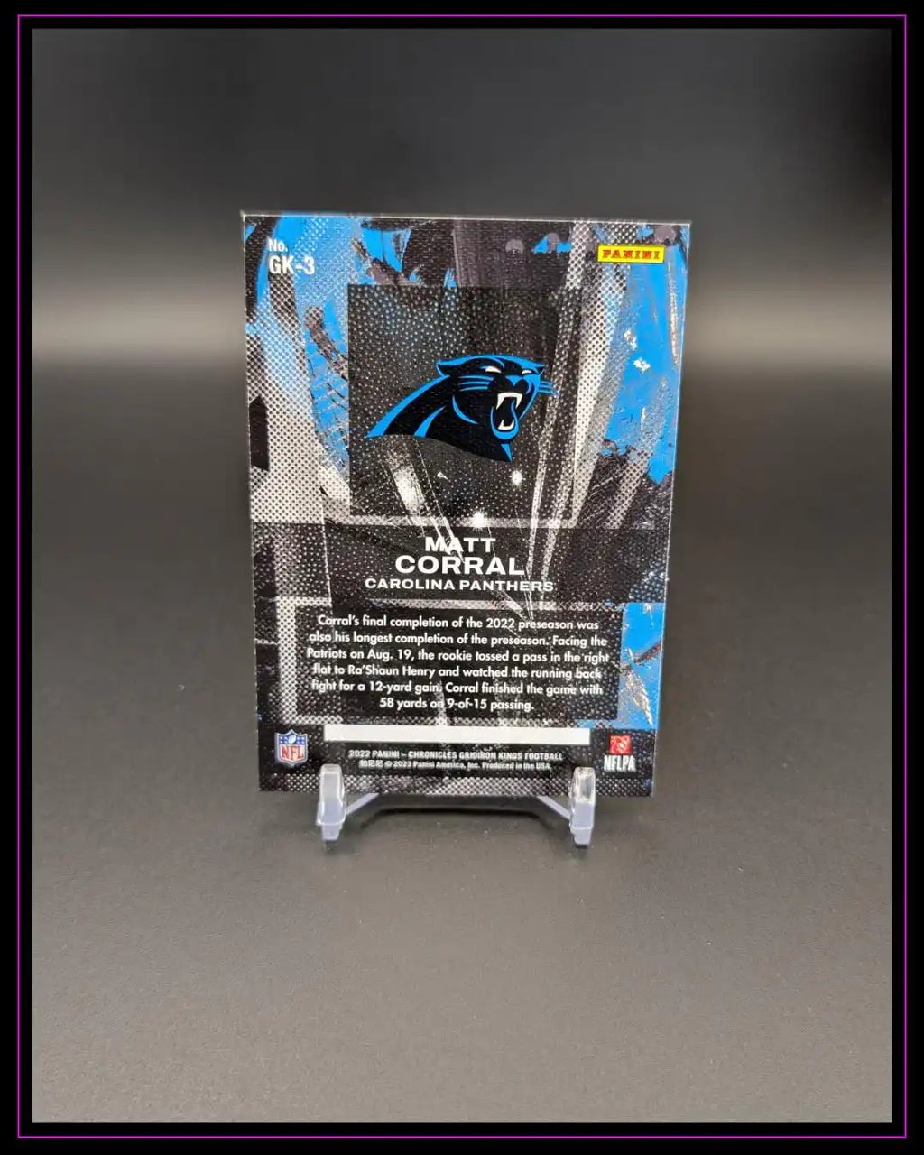 Rückseite einer Matt Corral Carolina Panthers NFL Trading Card auf schwarzem Hintergrund