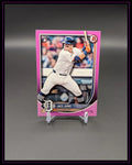 Baseball Trading Card Jace Jung Detroit Tigers in pinkem Design, auf Kartenständer