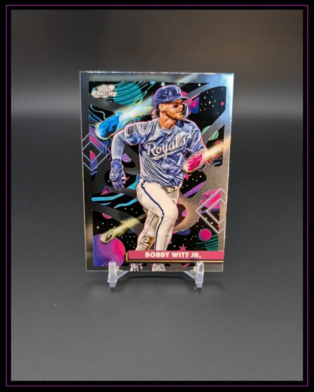 Topps Chrome Baseball Trading Card mit Spieler der Royals und buntem, holografischen Design