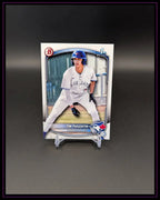 Baseball Trading Card mit Tim Piasentin der Toronto Blue Jays, aufgestellt auf schwarzem Hintergrund