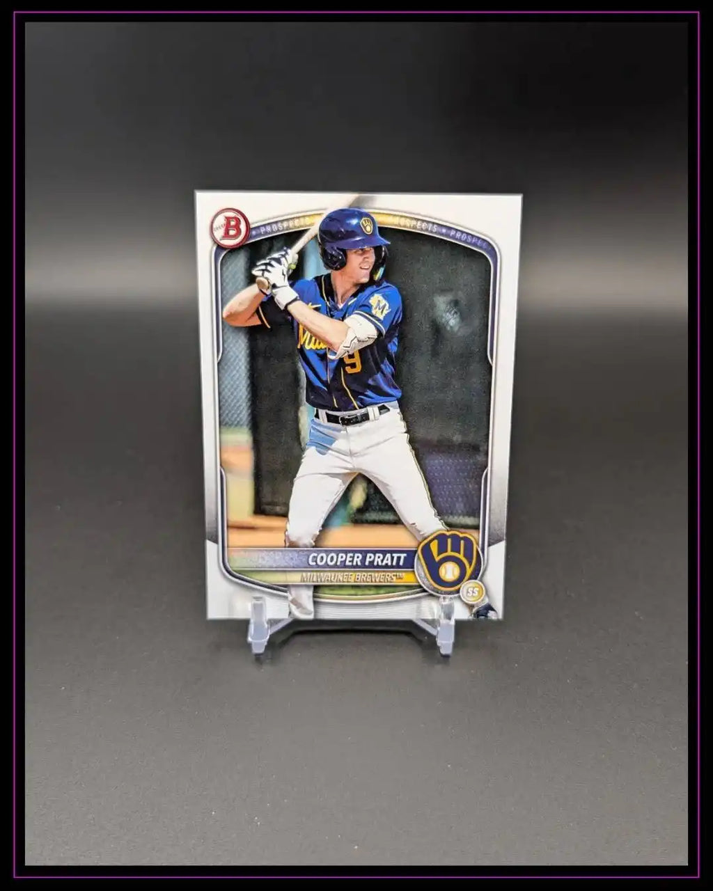 Baseball Trading Card Cooper Pratt Milwaukee Brewers auf Ständer, Schutzhülle, Sportsammelkarte