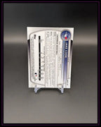 Baseball-Trading-Card Rückseite mit Statistiken und Toronto Blue Jays Logo auf schwarzem Hintergrund
