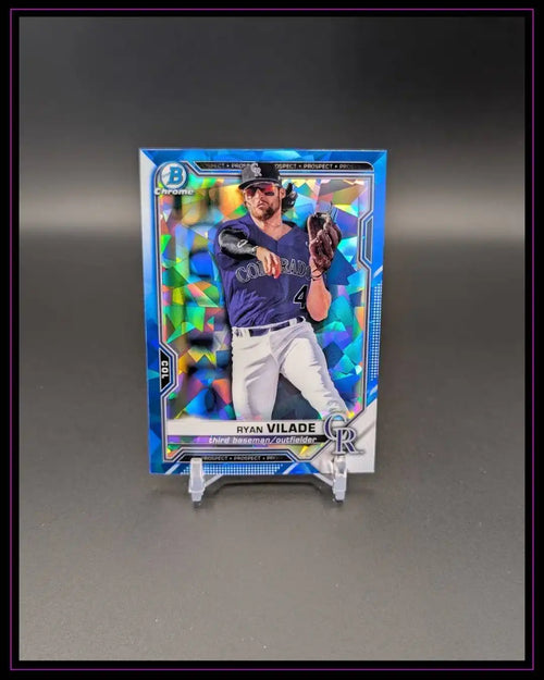 Glänzende Baseball Trading Card mit Ryan Vilade, Colorado Rockies, auf dunklem Hintergrund