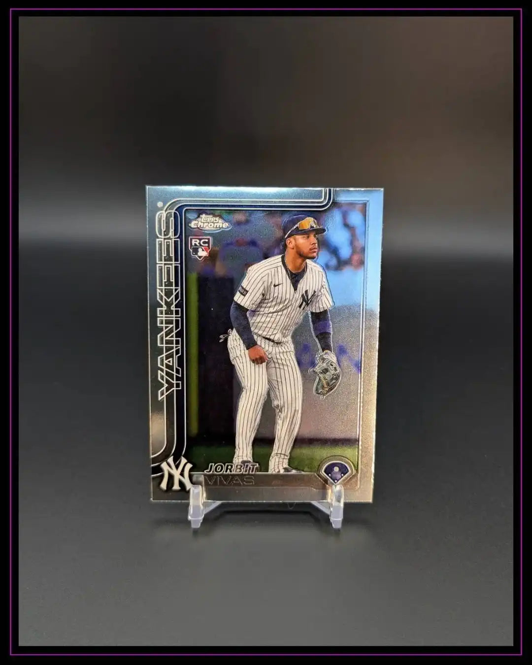 2025 Topps Chrome Update #USC113 Jorbit Vivas RC
